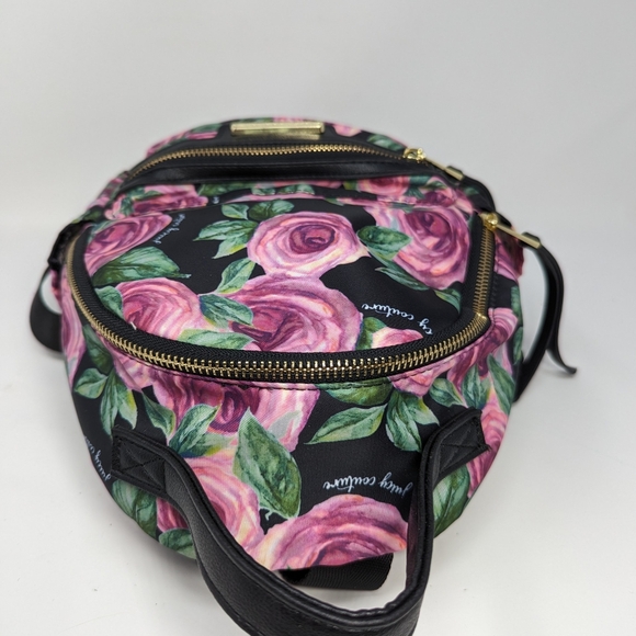 Juicy Couture Multi Rose Fabric Backpack & Heart Shaped Coin Purse - Picture 5 of 16